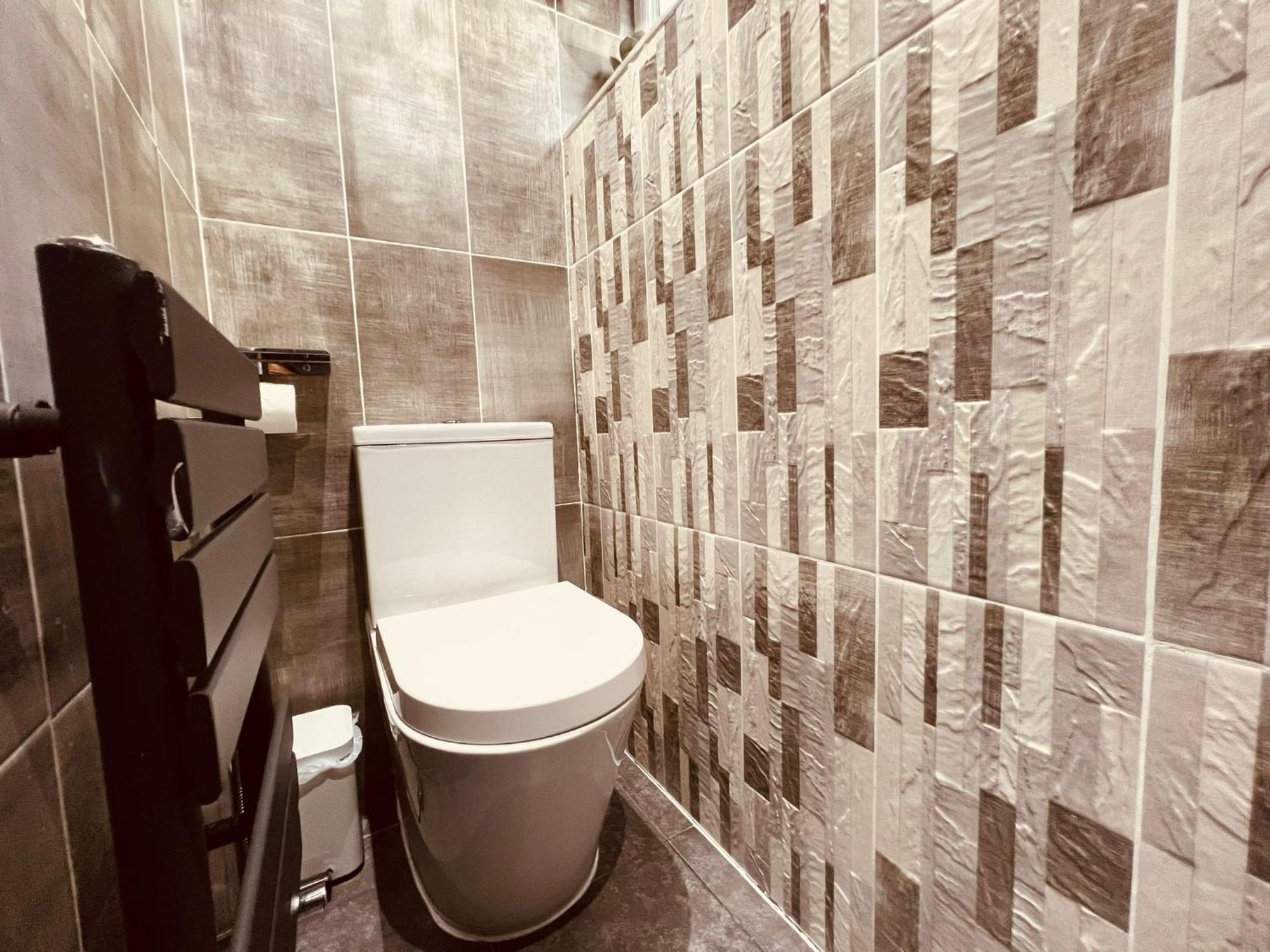 Modern Suites -5 Bedroom House- With Free Parking Birmingham City Eksteriør billede