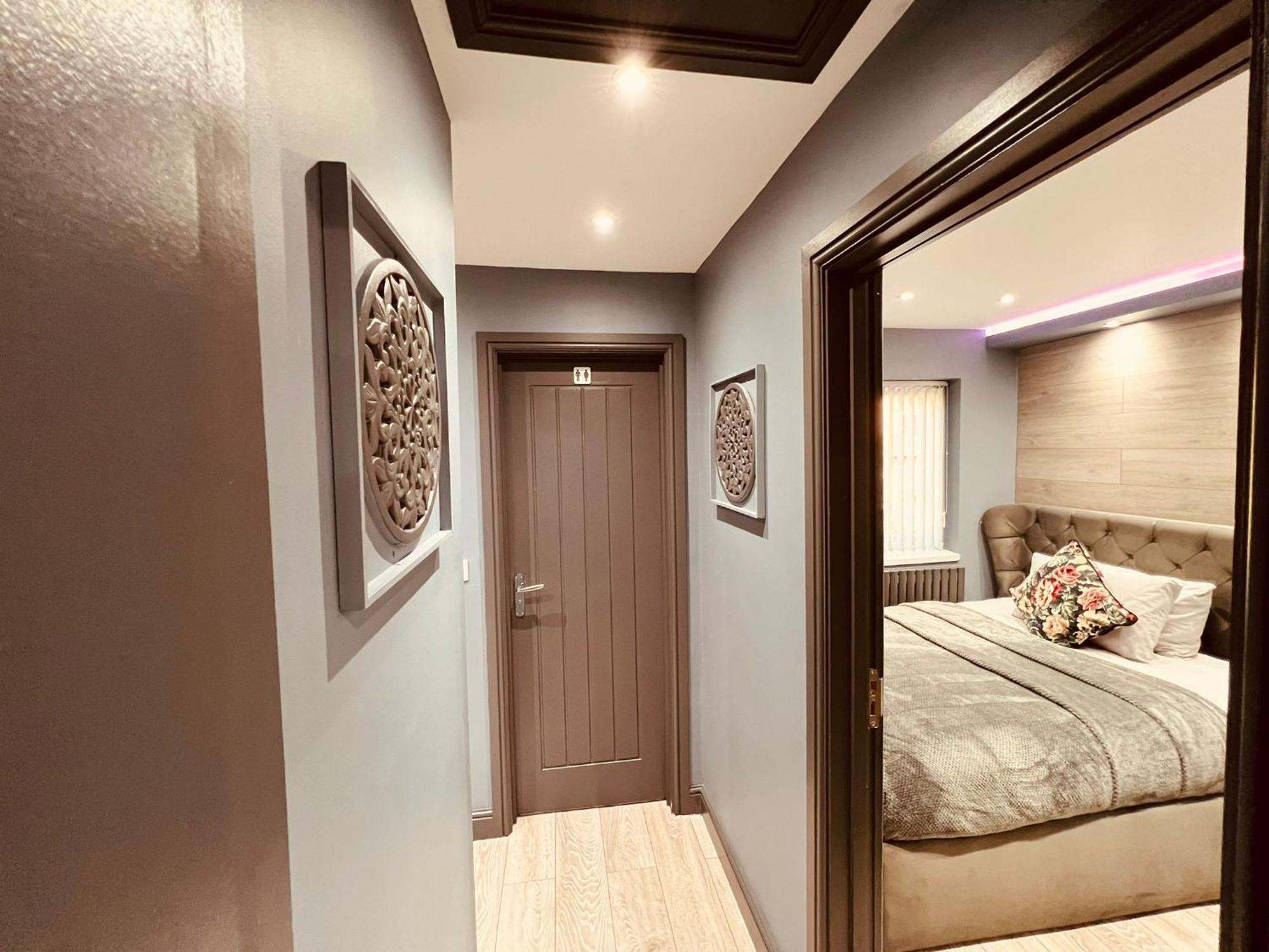 Modern Suites -5 Bedroom House- With Free Parking Birmingham City Eksteriør billede