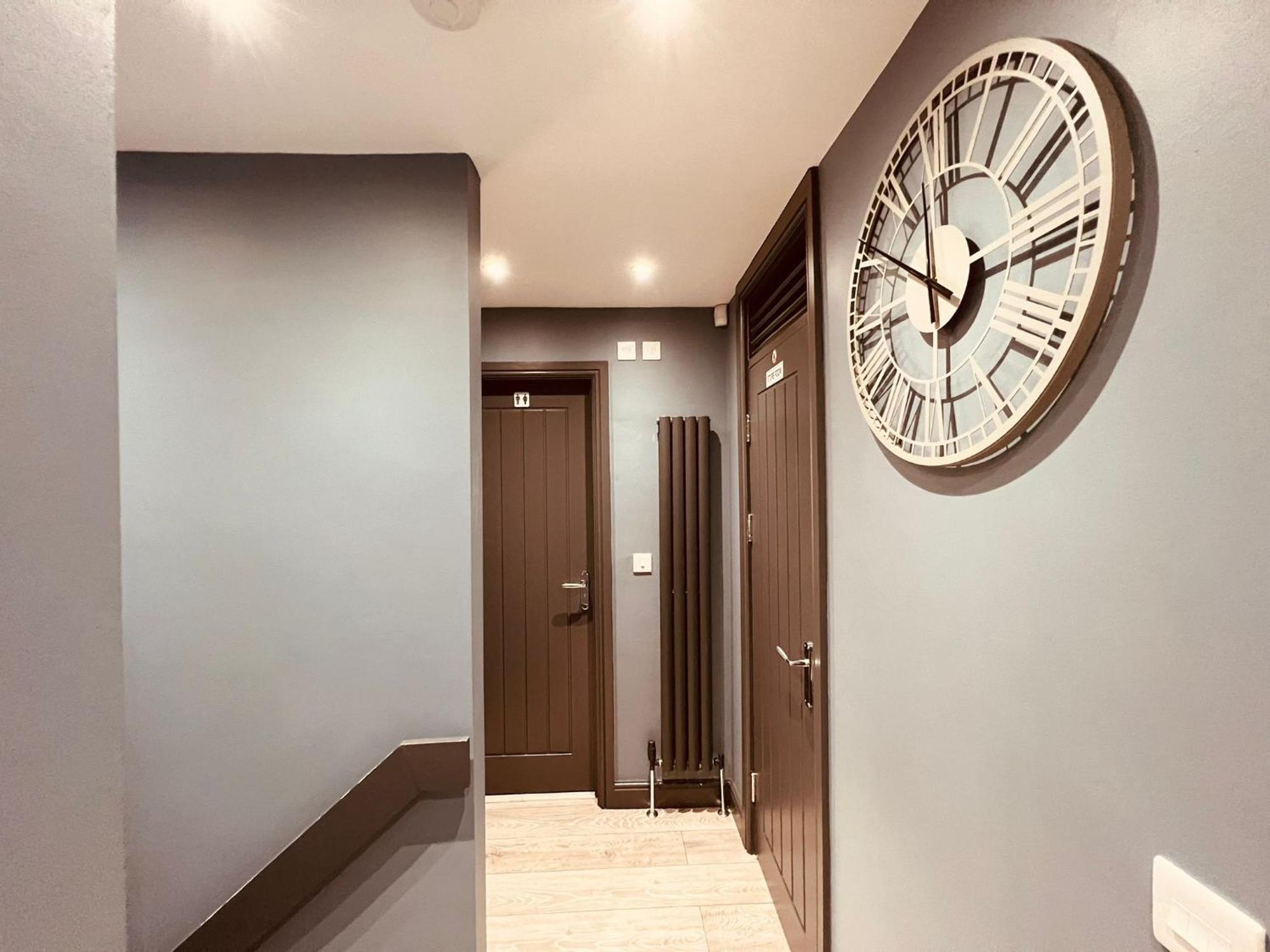 Modern Suites -5 Bedroom House- With Free Parking Birmingham City Eksteriør billede