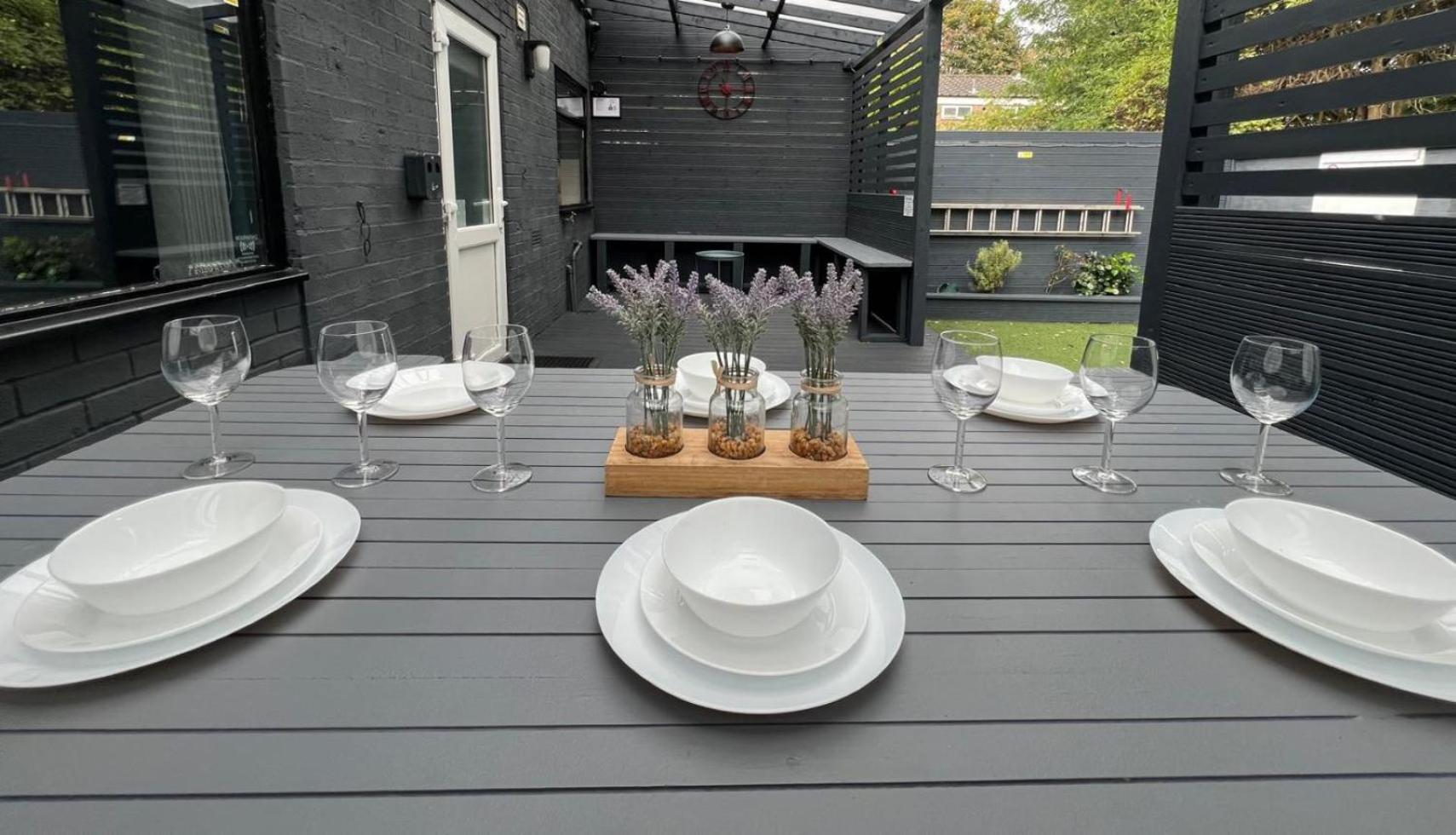 Modern Suites -5 Bedroom House- With Free Parking Birmingham City Eksteriør billede