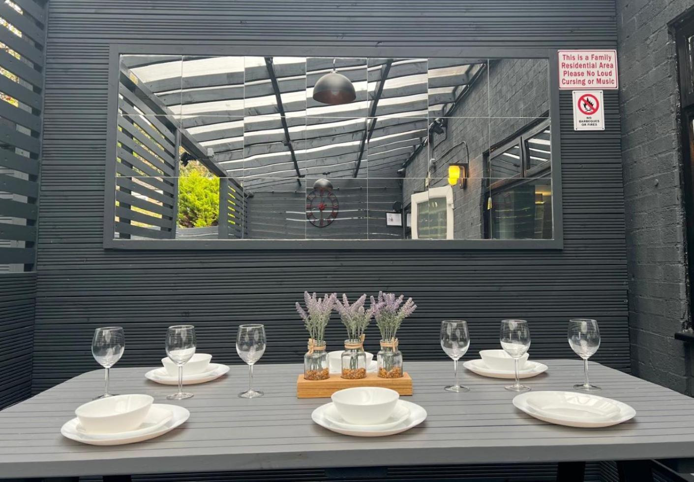 Modern Suites -5 Bedroom House- With Free Parking Birmingham City Eksteriør billede