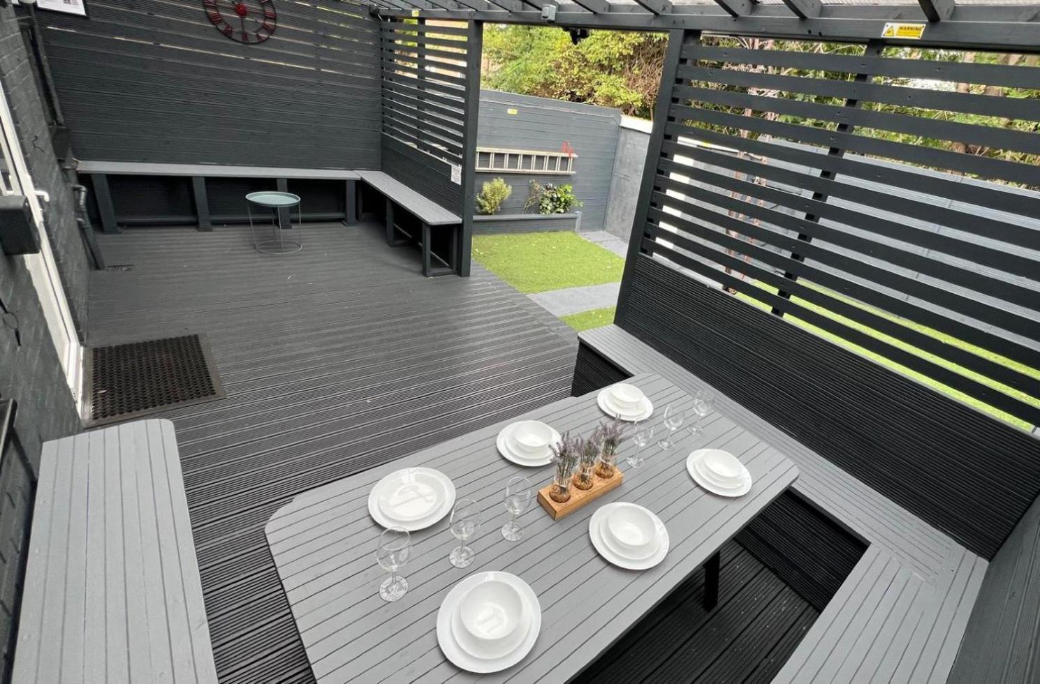 Modern Suites -5 Bedroom House- With Free Parking Birmingham City Eksteriør billede